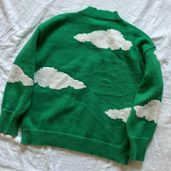 Isalis Cloud Sweater - Picture 2 of 4